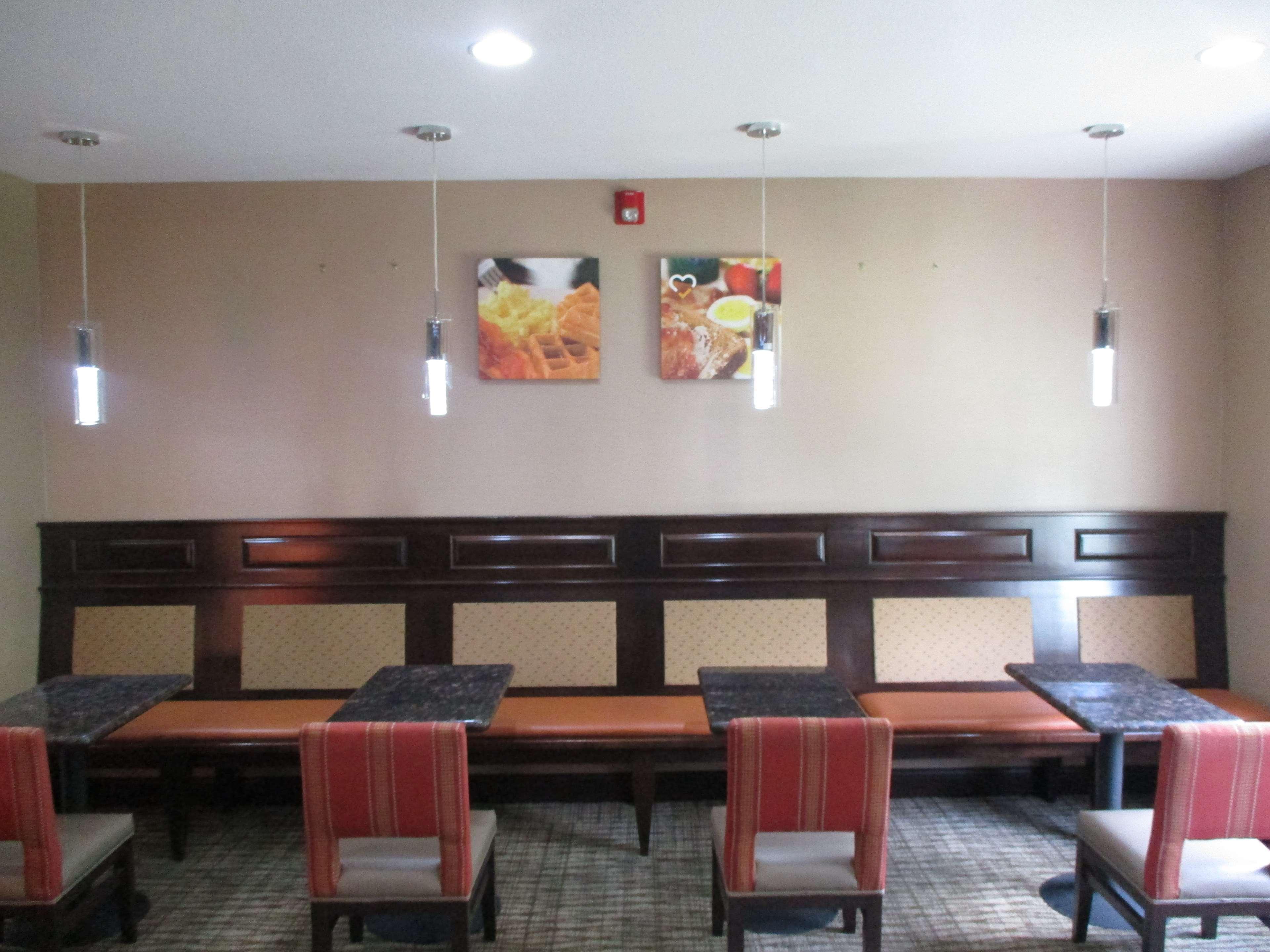 Best Western Emporia Inn Zewnętrze zdjęcie