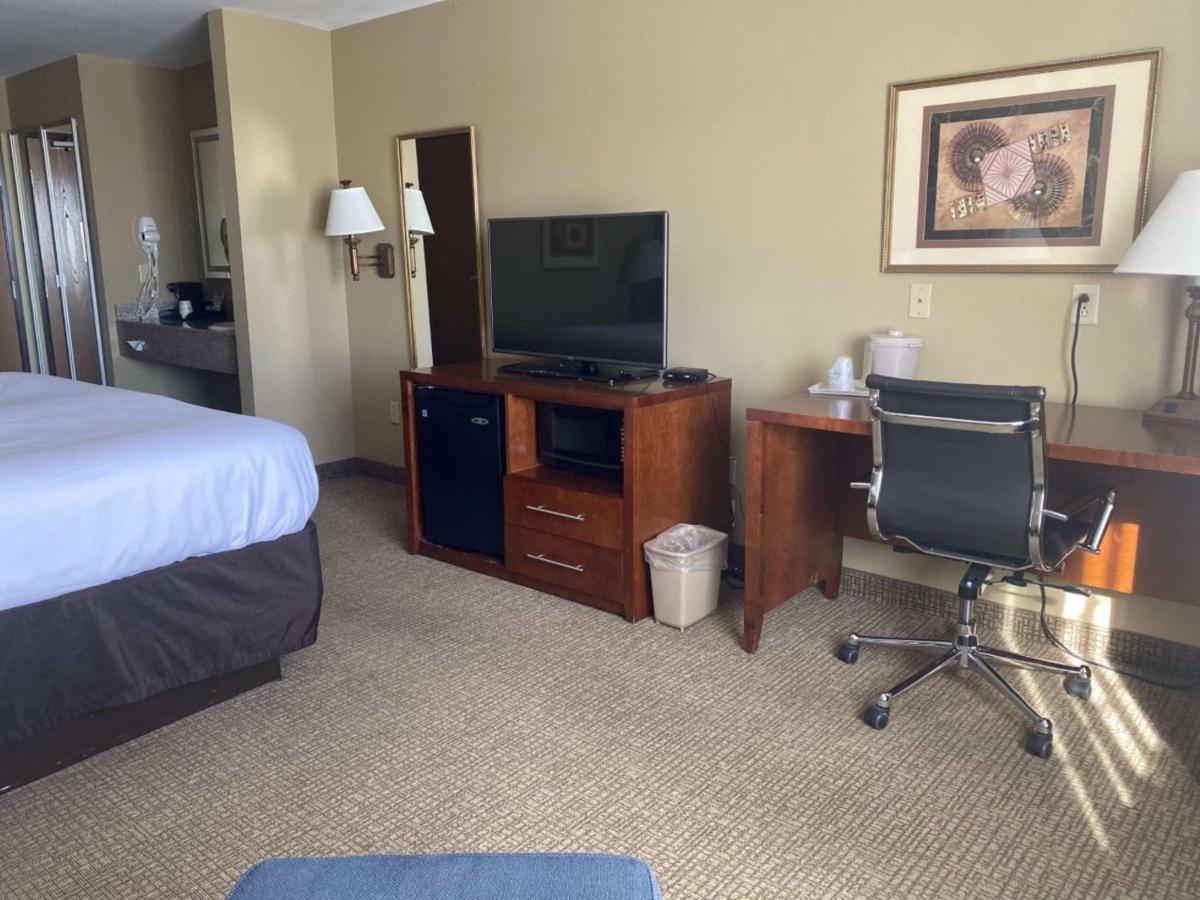 Best Western Emporia Inn Zewnętrze zdjęcie